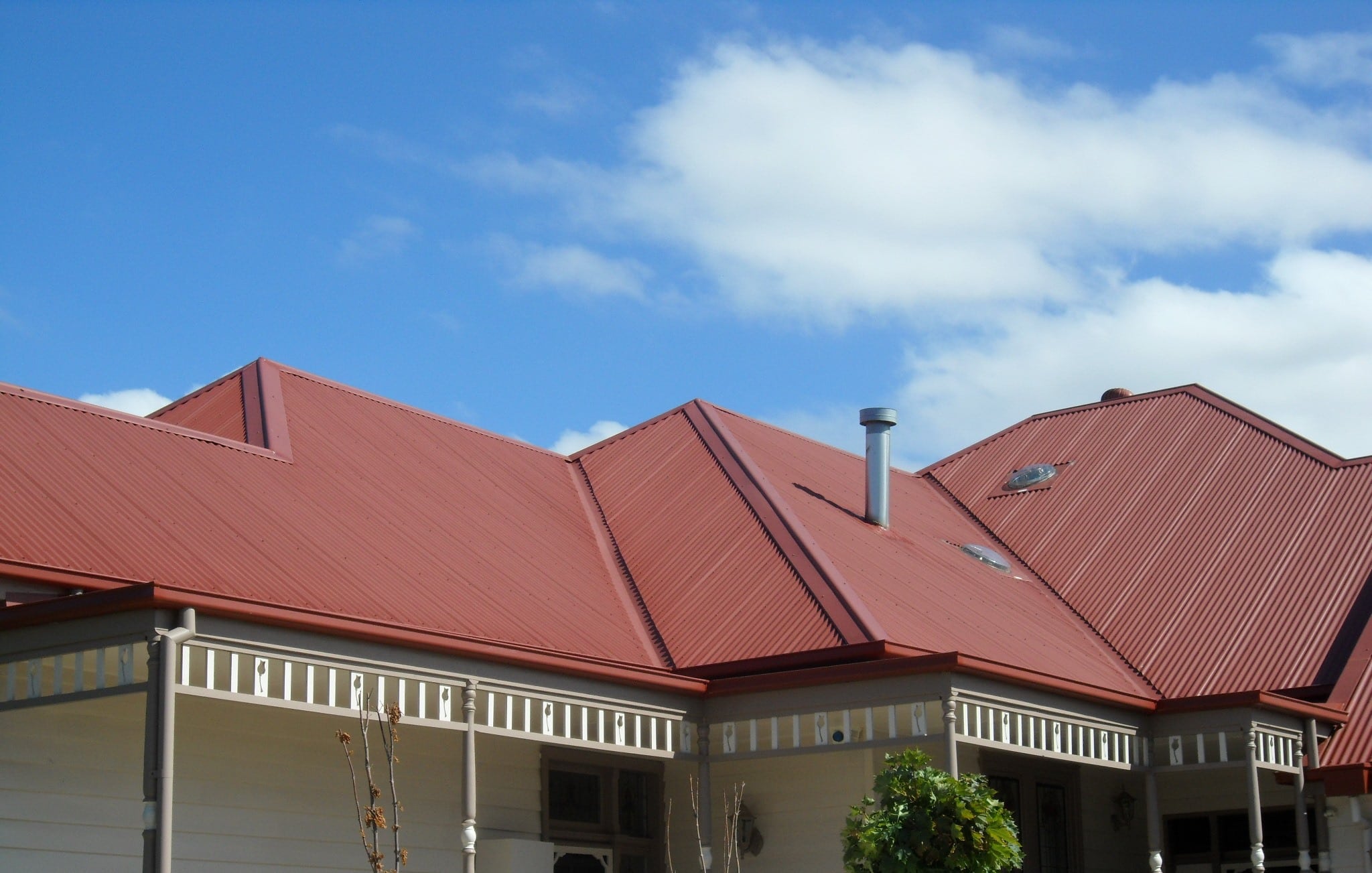 roof repairs mackay